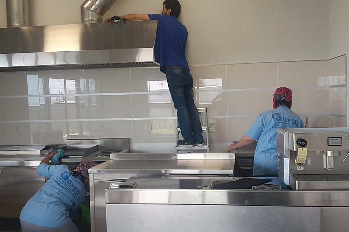 Duvar ve Fayans Temizliği